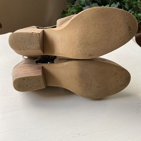 Steve Madden Cinch Suede Distressed Booties Size 8 - Picture 10 of 11